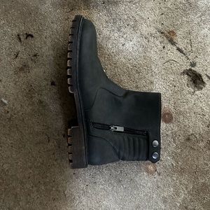 Boot roxy just wore 1 time